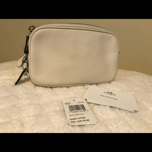 Prairie Rivets Crossbody Clutch - Picture 3 of 3